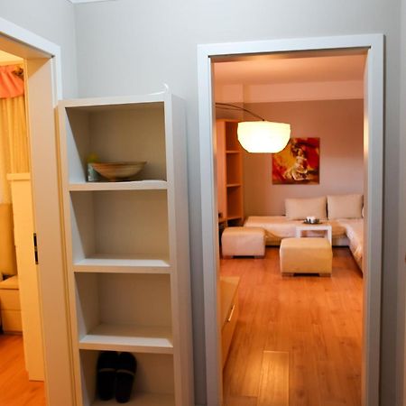 Cherry Apartment Тирана Екстериор снимка