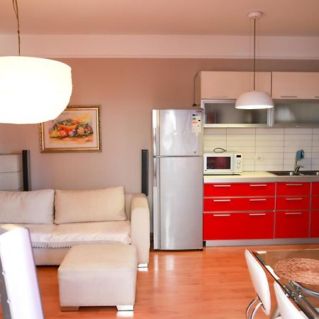 Cherry Apartment Тирана Екстериор снимка