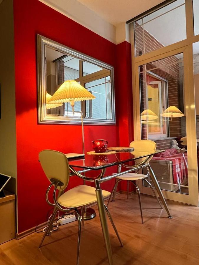Cherry Apartment Тирана Екстериор снимка