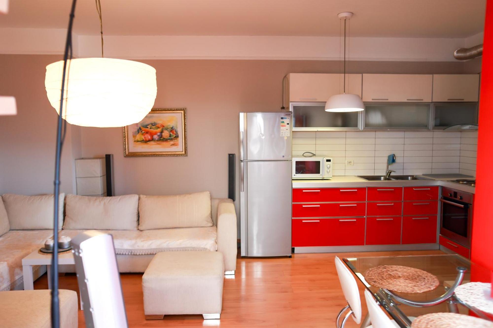 Cherry Apartment Тирана Екстериор снимка