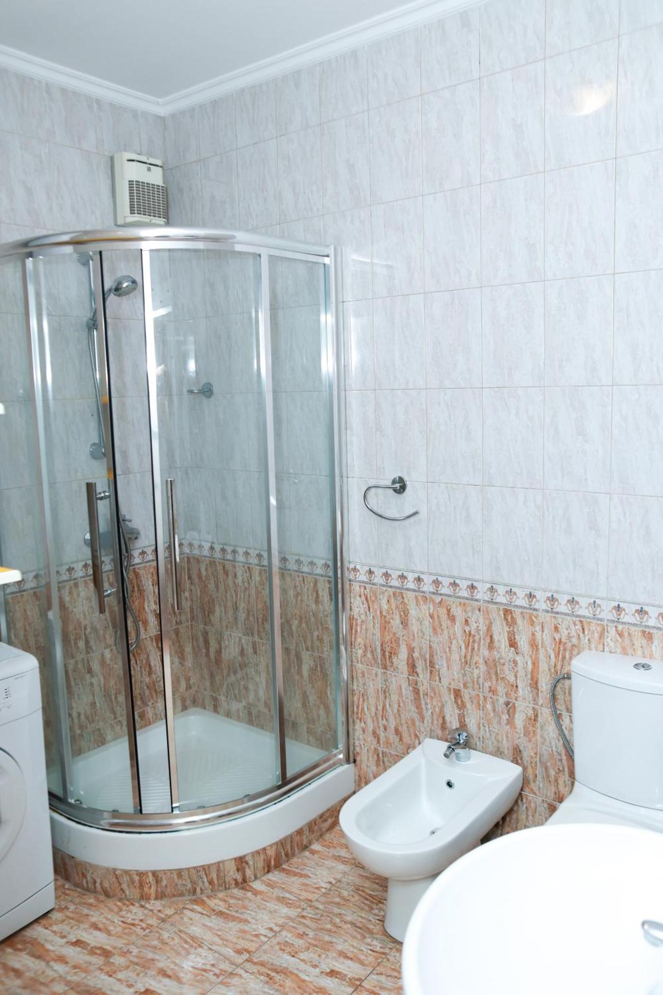 Cherry Apartment Тирана Екстериор снимка